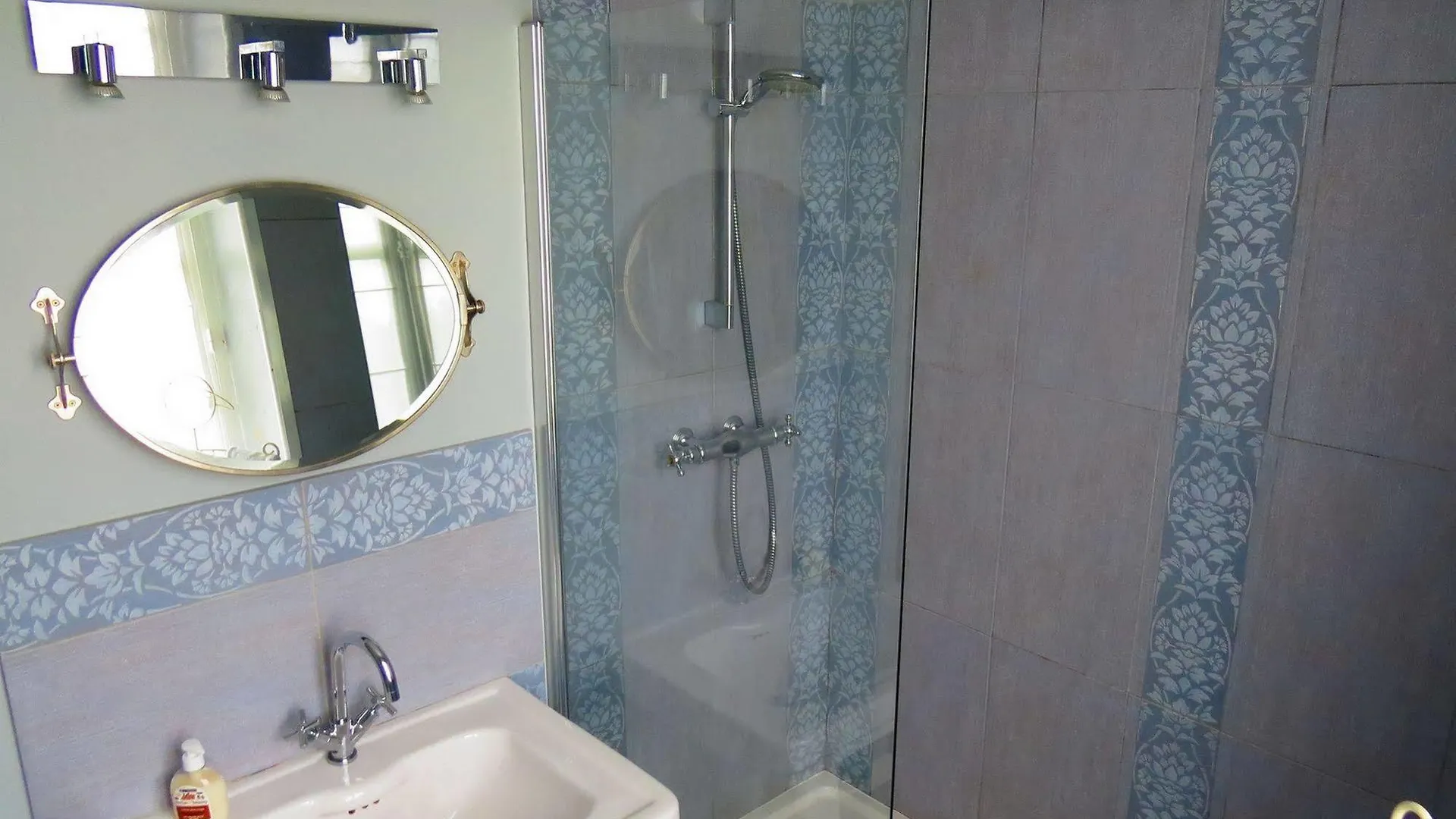 *** Πανσιόν Hotel La Villa Saint-Pierre-dʼIrube Γαλλία