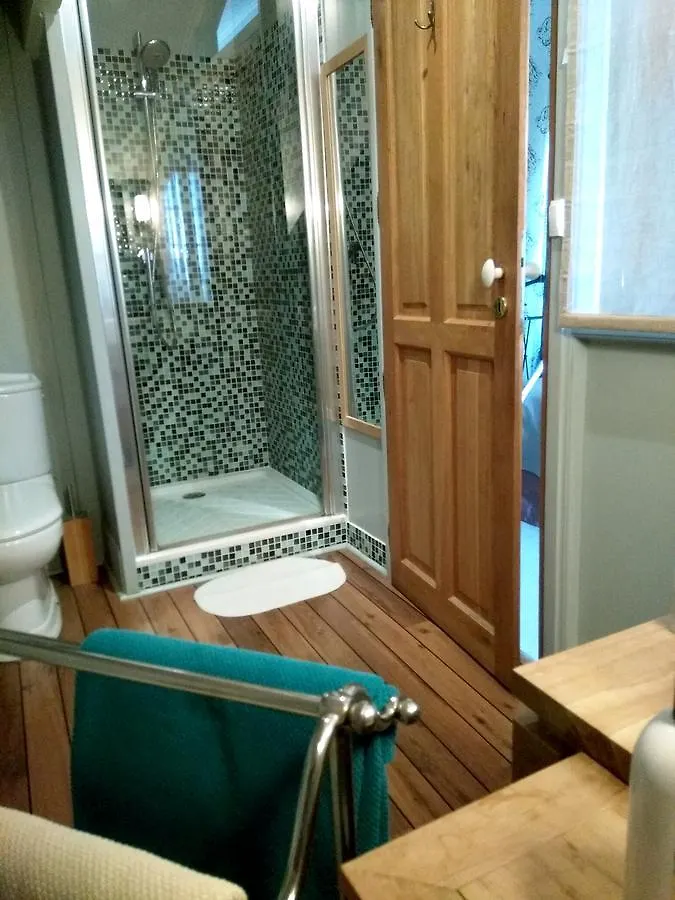 Hotel La Villa Guest house Saint-Pierre-d'Irube